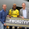 (Photo Confirmation) Arsenal Loan Out Nigerian Wonderkid Nwakali To VVV Venlo
